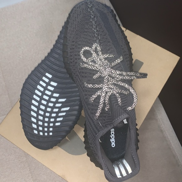 Adidas Yeezy Boost 350 V2 Static Black (Reflective) - Picture 7 of 8